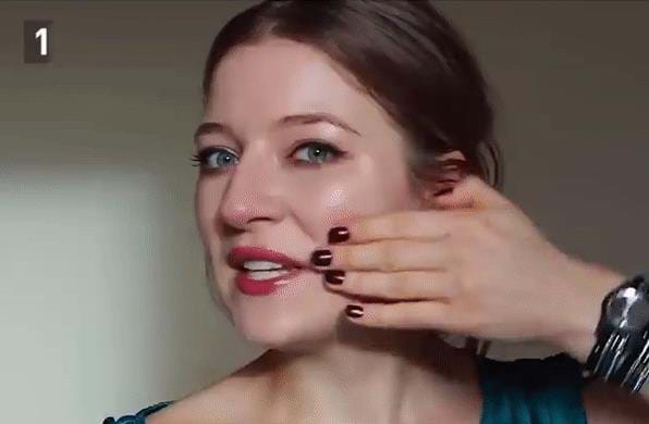 Trước khi đi ngủ, mát xa mặt theo 6 động tác này, sáng dậy da trắng hồng, mịn màng như em bé