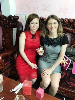 Thạc sỹ Nguyễn Thị Thu Hường: người khơi nguồn cảm hứng cho nước hoa Việt